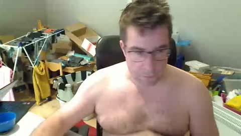 wammes online show from April 6, 8:42 pm