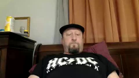 wantstoperform online show from January 11, 1:59 am