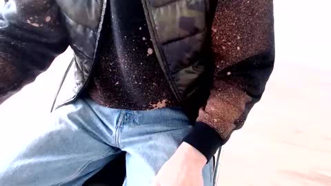 wave3210 online show from March 30, 12:50 pm