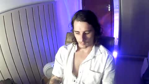 wave_boyy online show from June 26, 11:29 pm