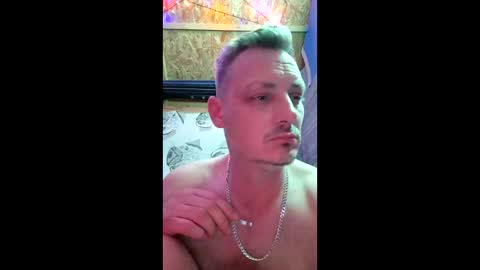 Welshdragon37 online show from March 15, 12:07 am