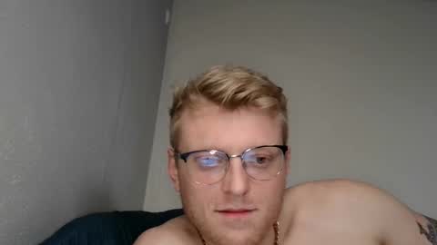 wesdenver online show from February 15, 11:46 pm