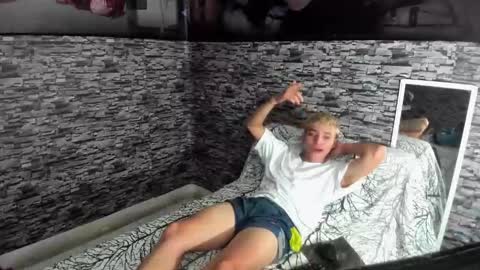 Wesley Boy online show from September 16, 11:27 pm