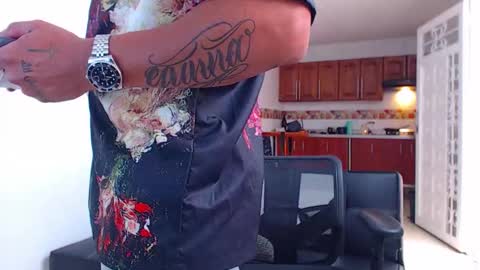 Wesley Rogger online show from January 31, 9:02 pm