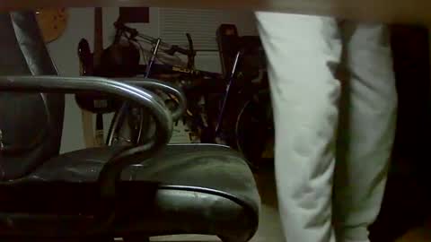 Snapshot of westvalleyguy54 chatting on December 7, 2:53 am westvalleyguy54 online show from December 7, 2:53 am