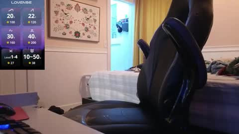 WhiteWolf online show from February 24, 1:07 am