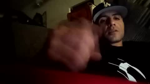 whyyuhcare7022 online show from September 28, 8:56 am