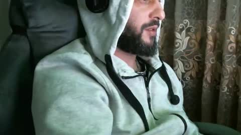 wildcrazypussy online show from April 11, 12:51 am