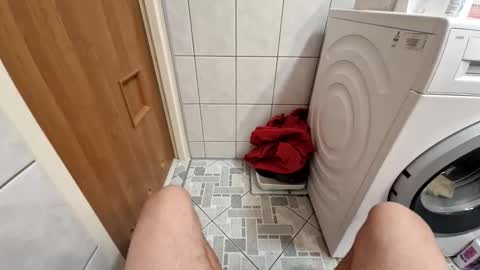 Snapshot of wildmike93 chatting on October 28, 6:32 pm wildmike93 online show from October 28, 6:32 pm