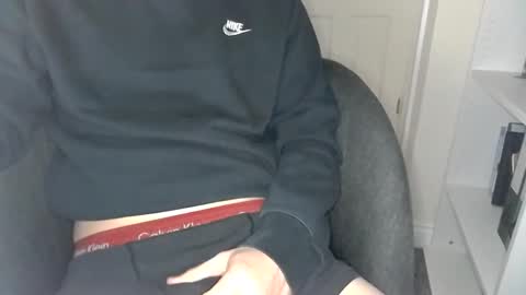 Snapshot of will3046 chatting on October 23, 10:40 am will3046 online show from October 23, 10:40 am