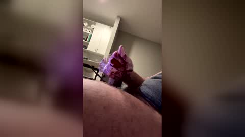 will688685483 online show from February 12, 3:23 am