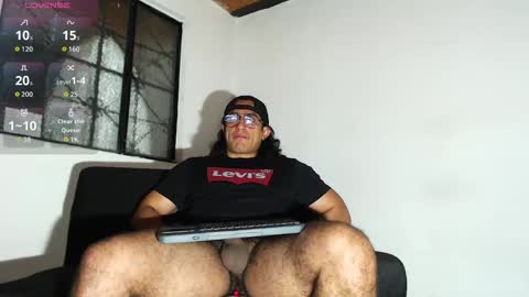 willianm777 online show from February 27, 4:24 am