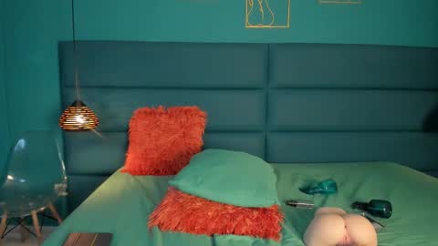 willturneer online show from March 17, 5:54 am