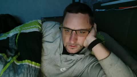 Snapshot of wirzwei8883 chatting on October 13, 4:13 pm Dirty online show from October 13, 4:13 pm