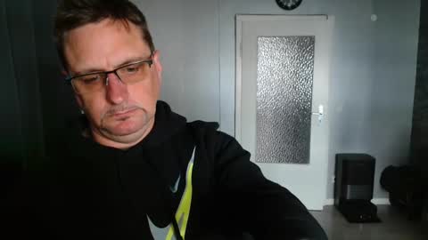 Dirty online show from April 16, 2:28 pm