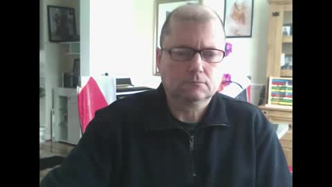 wobble444 online show from March 2, 9:38 am