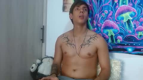 wolf_light online show from January 9, 2:17 am