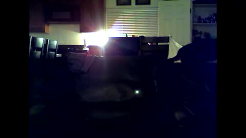 Snapshot of womenlovememan chatting on December 26, 4:10 am Ryan online show from December 26, 4:10 am