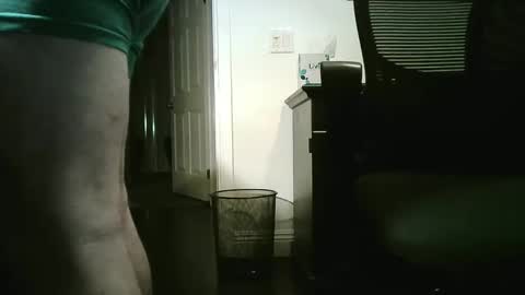 Snapshot of womenlovememan chatting on September 17, 7:42 am Ryan online show from September 17, 7:42 am