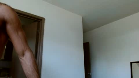 woof_wolf37 online show from July 3, 9:28 pm