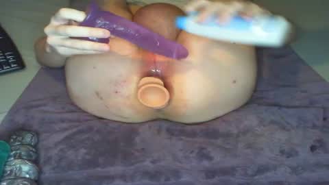 Butt Slut online show from December 27, 1:53 am