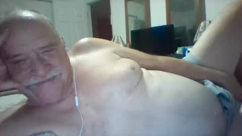 wvmountainlover online show from November 25, 3:41 am