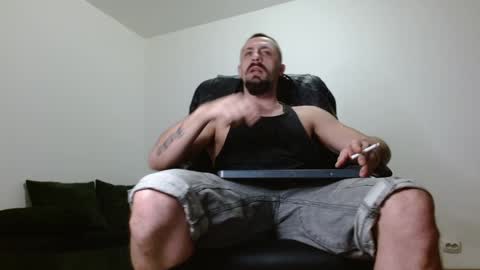 Master Xandeer online show from December 3, 4:39 pm