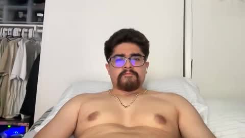 xavier_1169 online show from January 17, 3:09 am