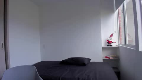 Xavier online show from December 9, 8:18 pm