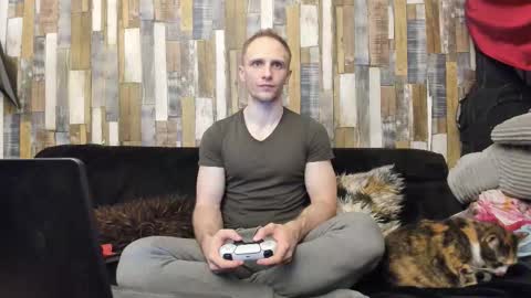 Chris Wild online show from November 23, 9:04 pm