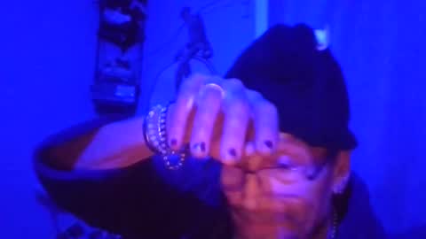 xiango online show from March 1, 7:53 am