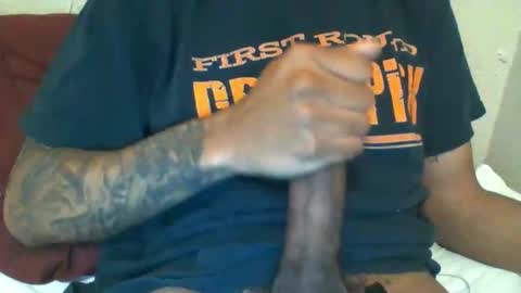 OmgItsSoFuckingBig online show from January 13, 4:28 am