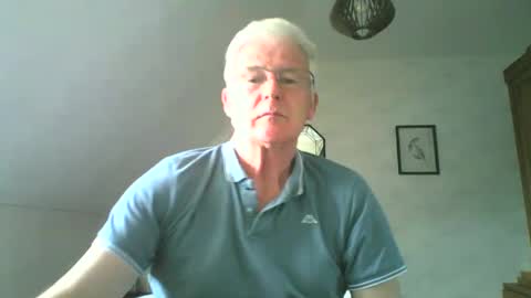 xmaeg3 online show from March 10, 9:23 am