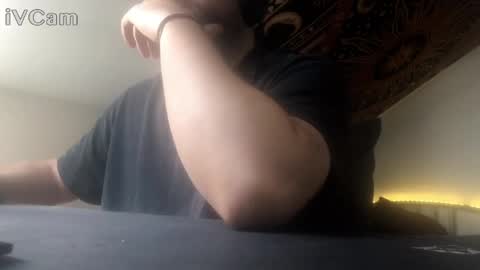 xmilanoo online show from April 22, 10:20 am