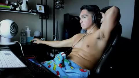 xoalejandroxo6 online show from April 15, 6:24 am