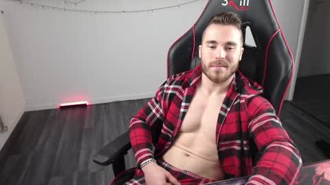 xtrakil online show from December 14, 8:13 am