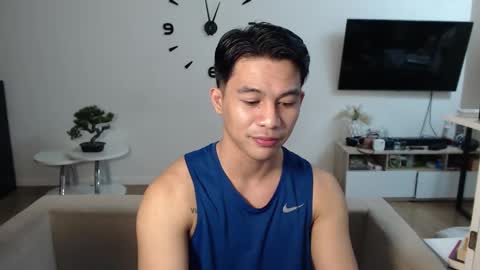 Sam online show from January 10, 8:15 pm