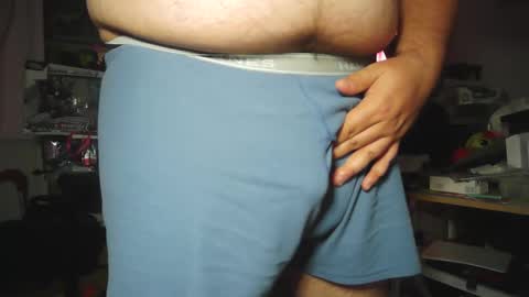 xxdadbod4ladiesxx online show from March 16, 8:57 pm