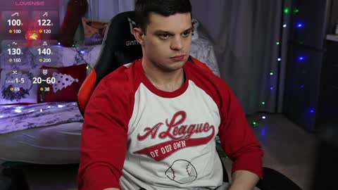     online show from January 5, 8:21 pm