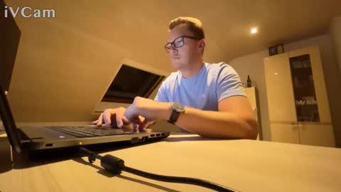 Alex online show from September 12, 6:52 pm