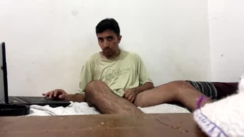 Snapshot of y0ungwithbrowndick chatting on February 10, 4:41 am BROWN DICK online show from February 10, 4:41 am