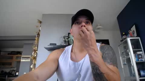 yahto online show from December 5, 9:06 pm