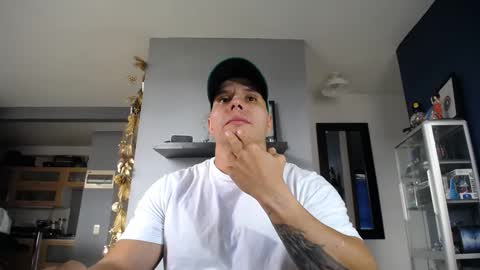 yahto online show from December 7, 7:54 pm