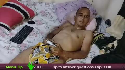 Hazzan online show from March 11, 4:43 am