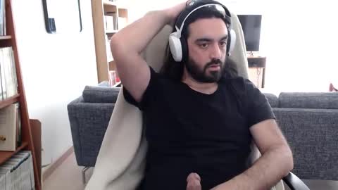 yeeaahoo online show from March 8, 12:42 pm