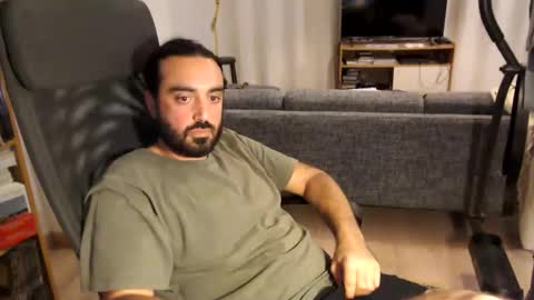 Snapshot of yeeaahoo chatting on October 1, 8:35 pm yeeaahoo online show from October 1, 8:35 pm