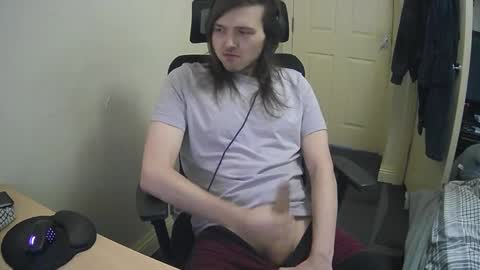 Snapshot of yeovil_alex chatting on January 11, 9:04 am Alex online show from January 11, 9:04 am