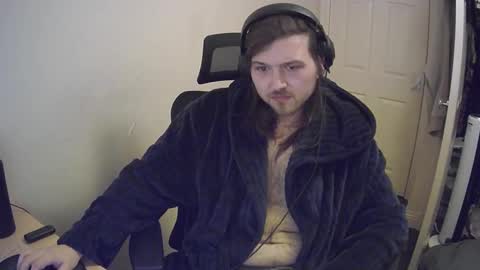 Snapshot of yeovil_alex chatting on December 9, 2:13 am Alex online show from December 9, 2:13 am