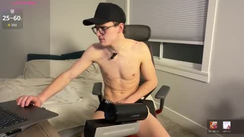 yngdesire1 online show from February 25, 4:35 am