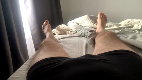 Snapshot of ynno31 chatting on February 12, 7:44 am Giannis online show from February 12, 7:44 am